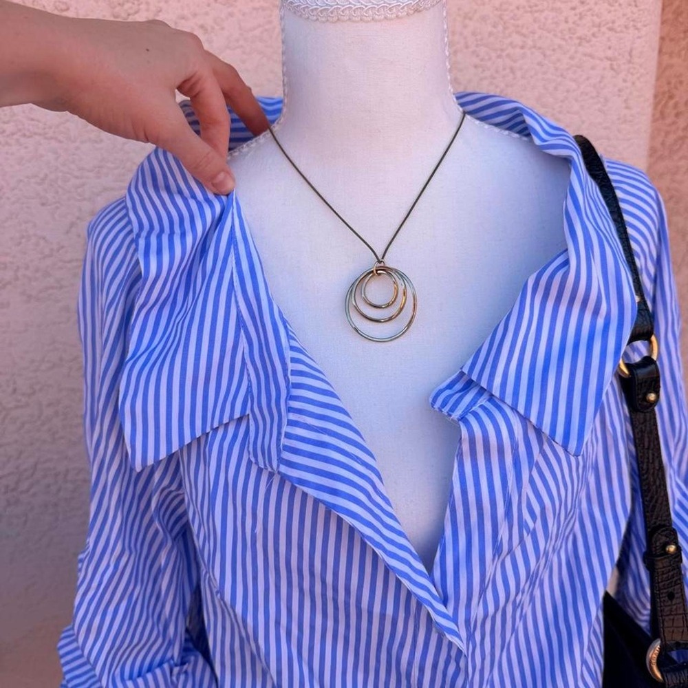 Blue and white striped blouse with ruffle sleeves - Picture 5 of 8